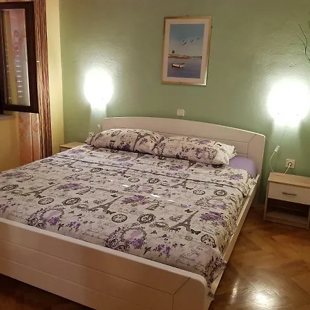 Diana Apartman