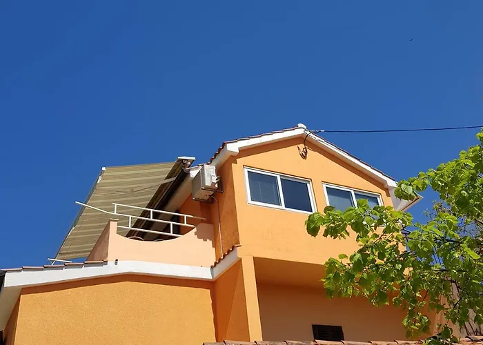 Diana Apartman